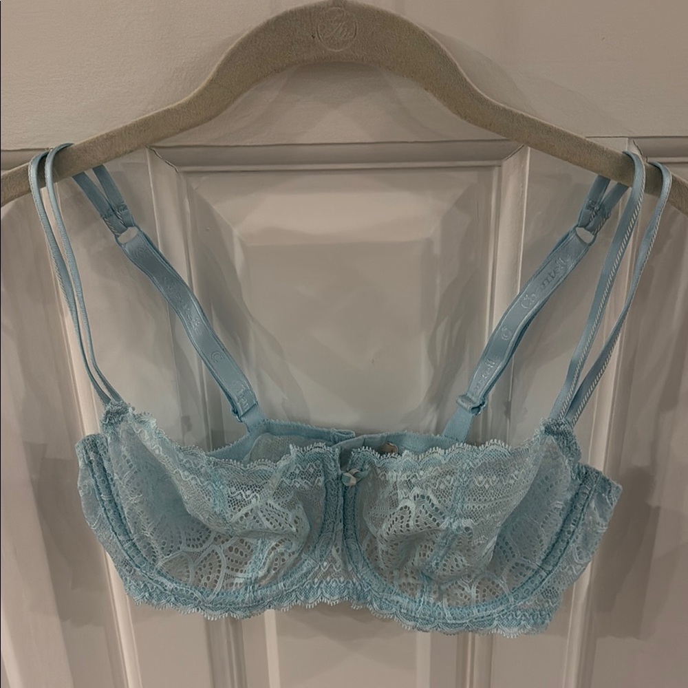 Chantelle Blue Lace Bra with Adjustable Straps